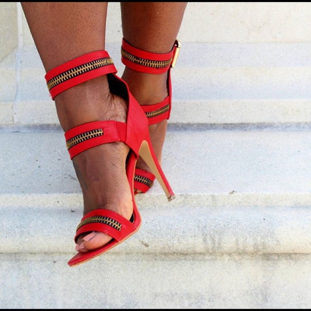 Gorgeous Red Zipper-Embellished Heels